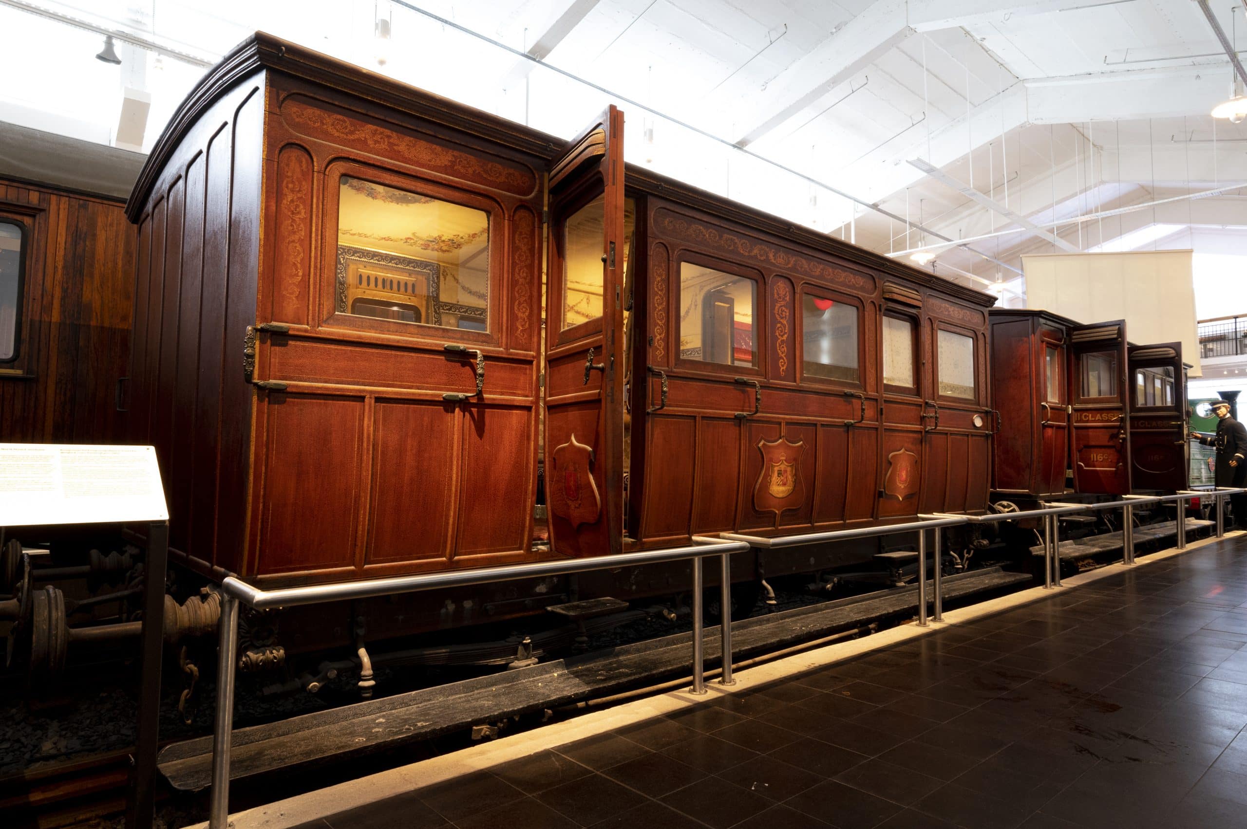 Foto kongevogn på Norsk Jernbanemuseum på Hamar