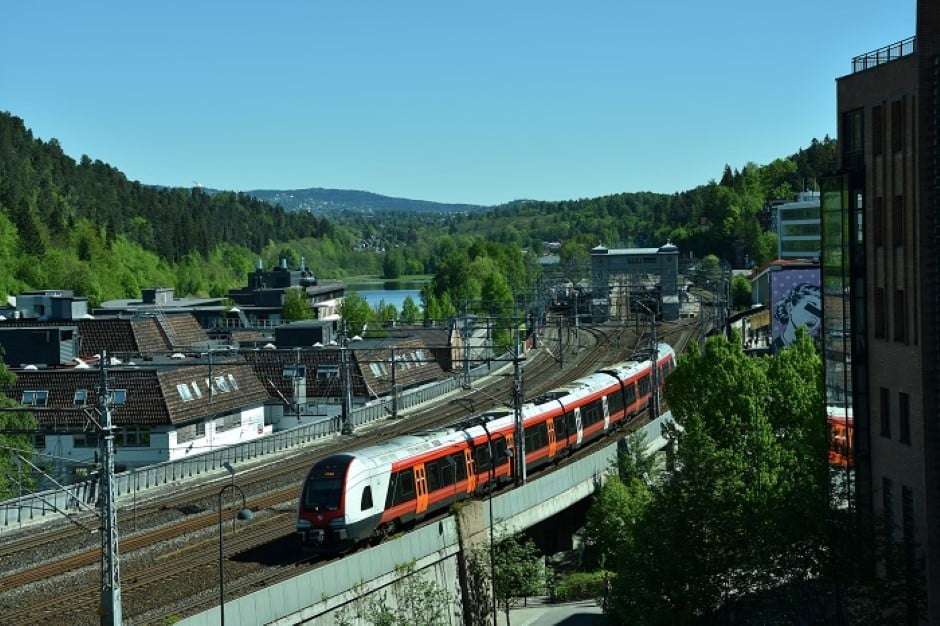 Drammenbanen og Askerbanen ved Sandvika.