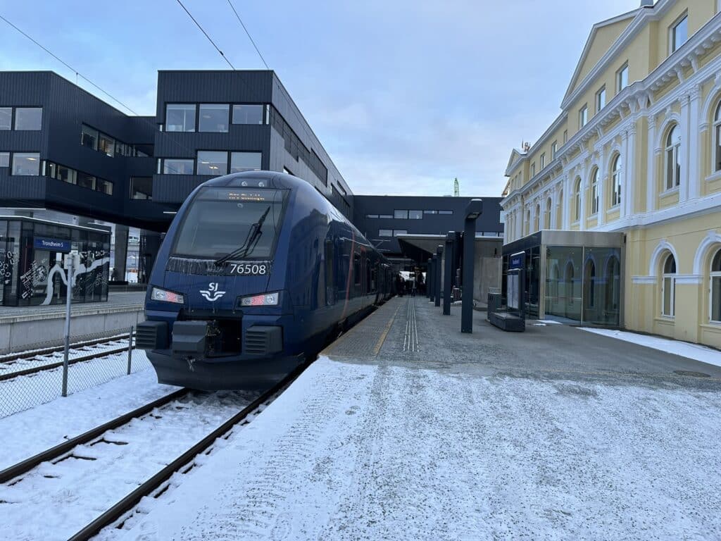 Tog til Steinkjer på Trondheim S.