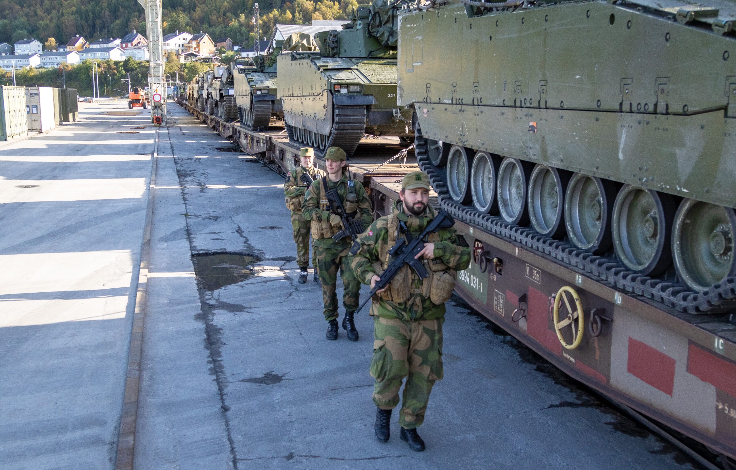 Forsvaret bruker i økende grad jernbane i samband med sine øvelser.