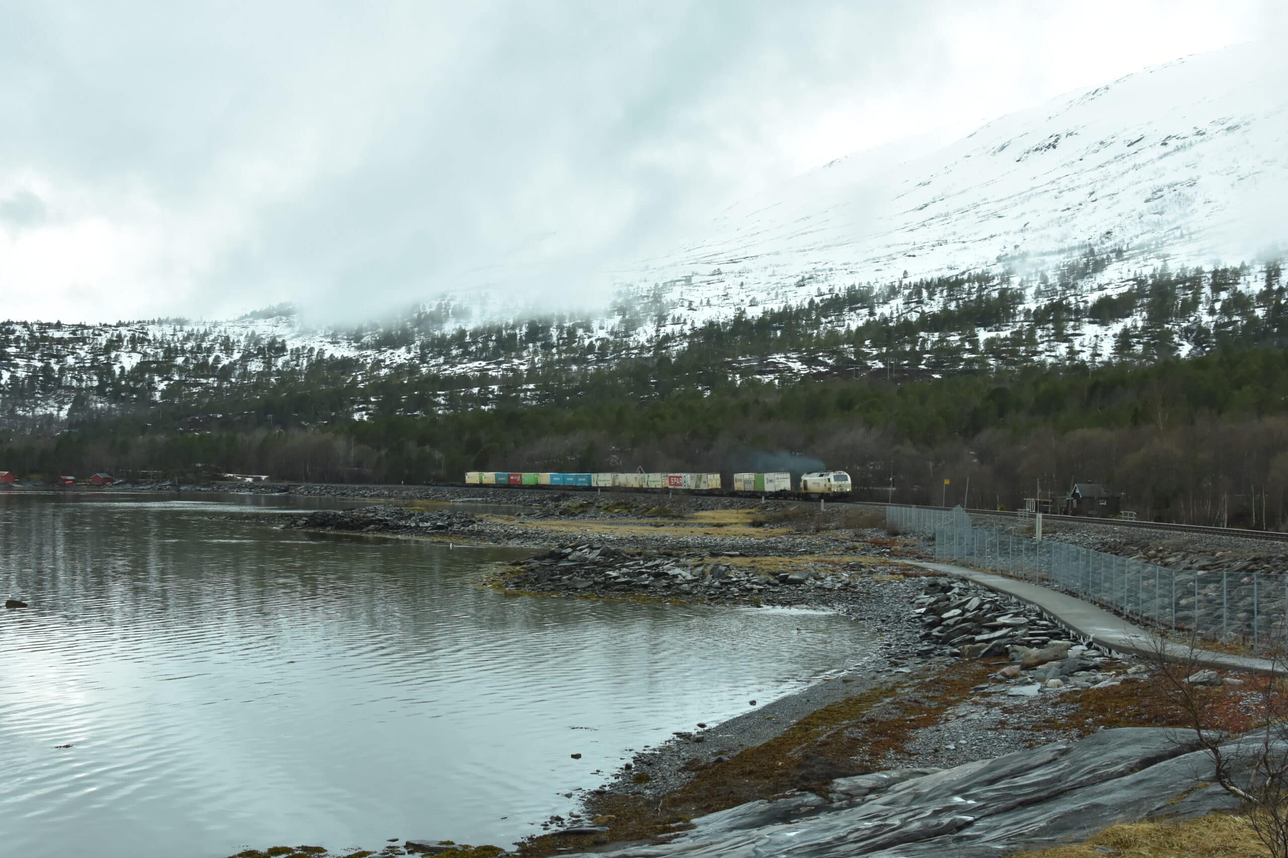 CargoNet godstog ved Nordvika vest for Fauske, Nordlandsbanen