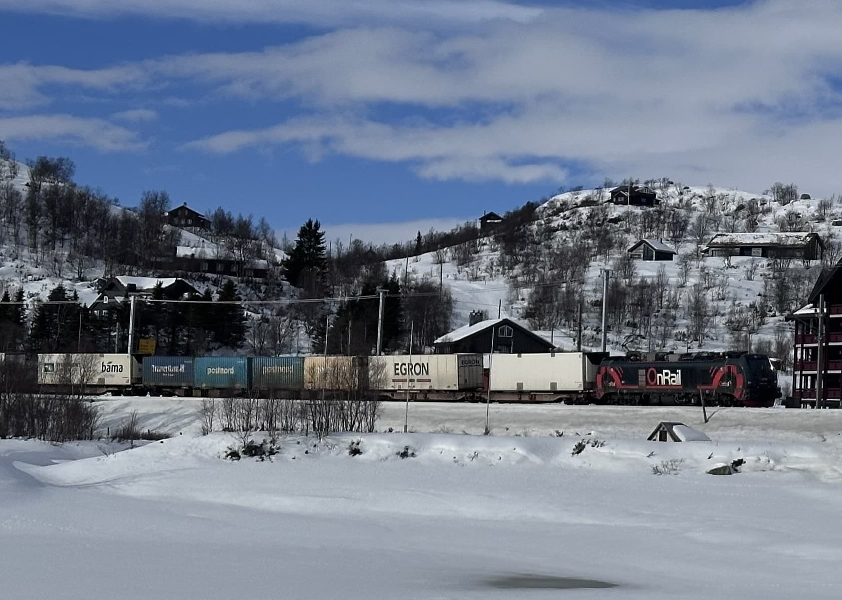 OnRail godstog 5922 ved Ustaoset.