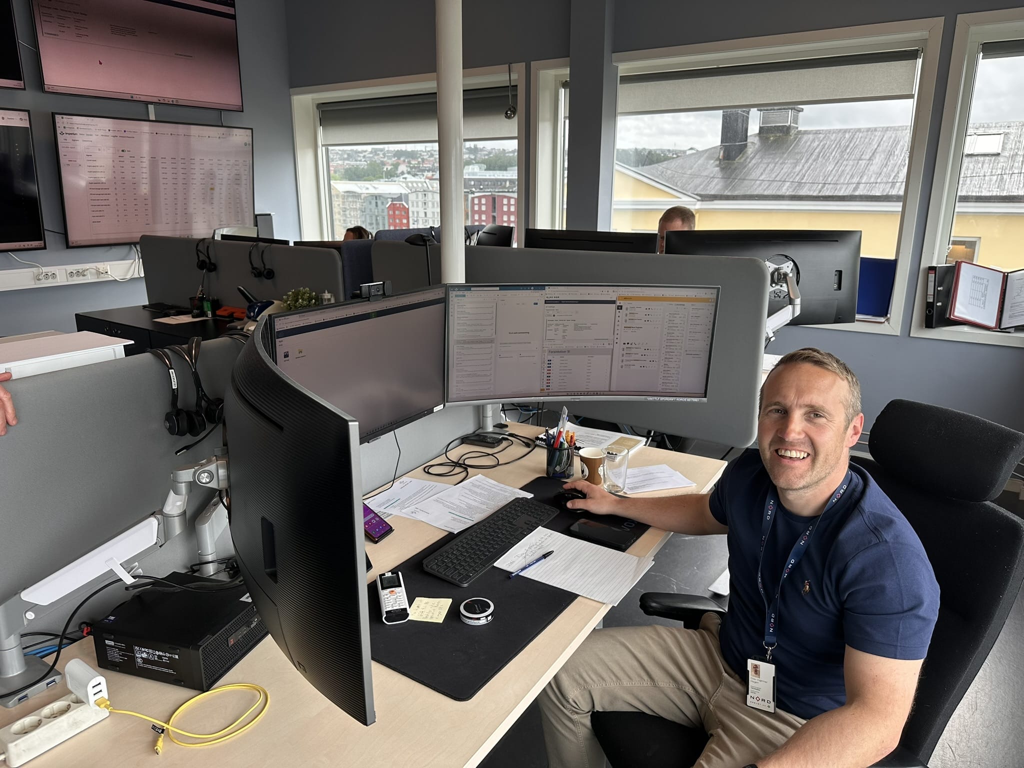 Olav Hagen er driftsleder hos SJ Norge på operasjonssentralen i Trondheim.