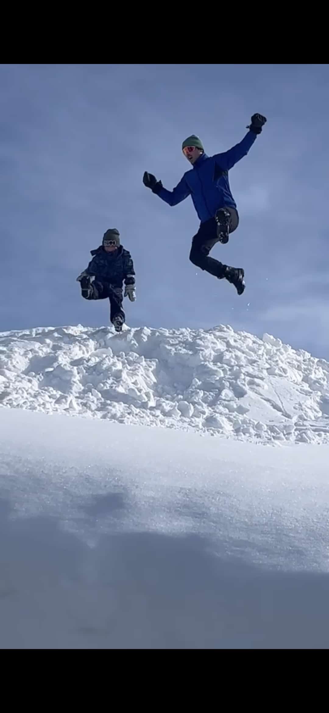 Kim og sønnen i lufta.